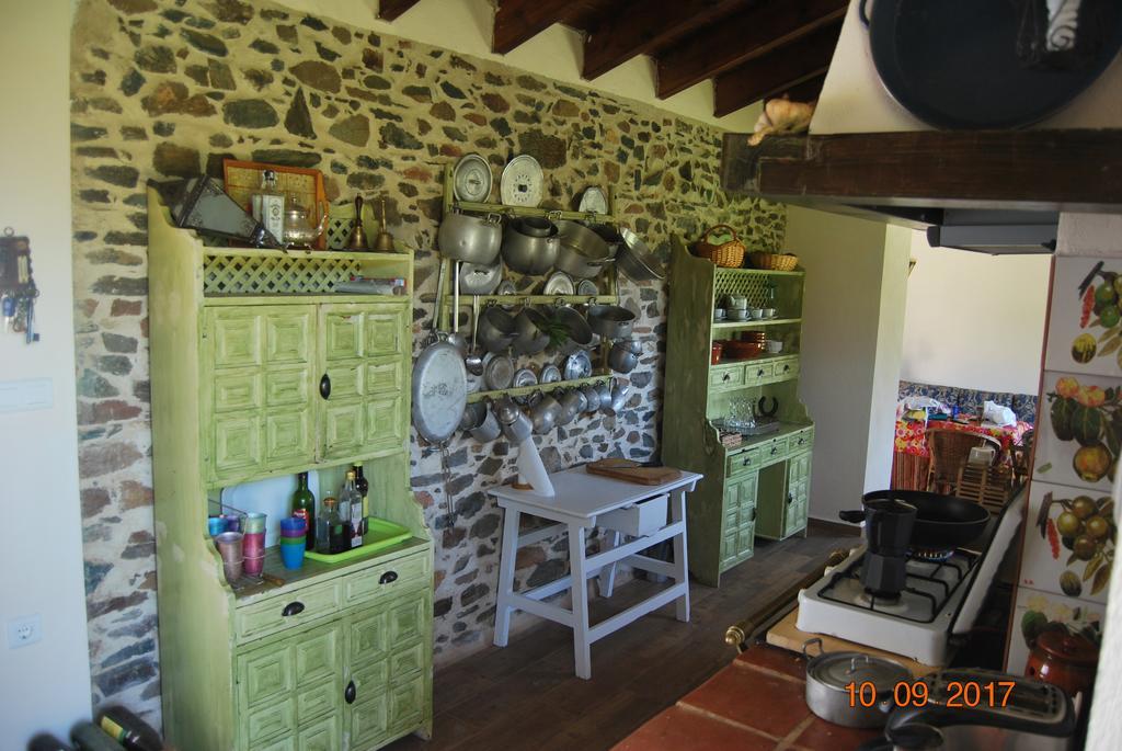 Casa Rural Ecologica Huerta Del Pirata Fuente de Cantos Luaran gambar